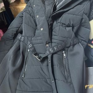 MICHAEL KORS MK WOMENS XL HOODED FAUX FUR BLACK WINTER JACKET COAT ZIP No tags